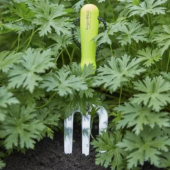Burgon & Ball Yellow Hand Fork -Gardens And Landscaping burgon ball yellow hand fork5019360013136 01i bq