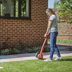 Flymo Contour XT 300W Corded Grass Trimmer -Gardens And Landscaping flymo contour xt 300w corded grass trimmer7391736970686 01i bq