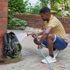 Flymo Easilife Go 250 Cordless Robotic Lawnmower -Gardens And Landscaping flymo easilife go 250 cordless robotic lawnmower7392930545144 04i bq