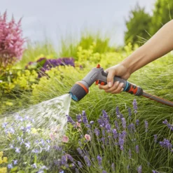 Gardena 4 Function Hose Spray Gun -Gardens And Landscaping gardena 4 function hose spray gun4078500044561 02i bq