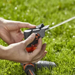 Gardena Pulse Sprinkler 11 Gardena Pulse Sprinkler -Gardens And Landscaping gardena pulse sprinkler4078500814102 02i bq