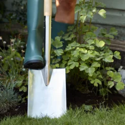 GoodHome Durum Spade -Gardens And Landscaping goodhome durum spade3663602548775 18i BQ
