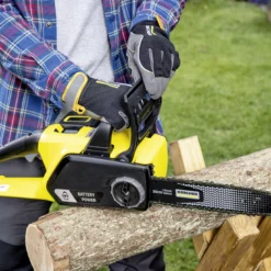 Karcher Garden Power 1.444-001.0 18V Cordless 300mm Chainsaw - BARE -Gardens And Landscaping karcher garden power 1 444 001 0 18v cordless 300mm chainsaw bare4054278548937 05i bq