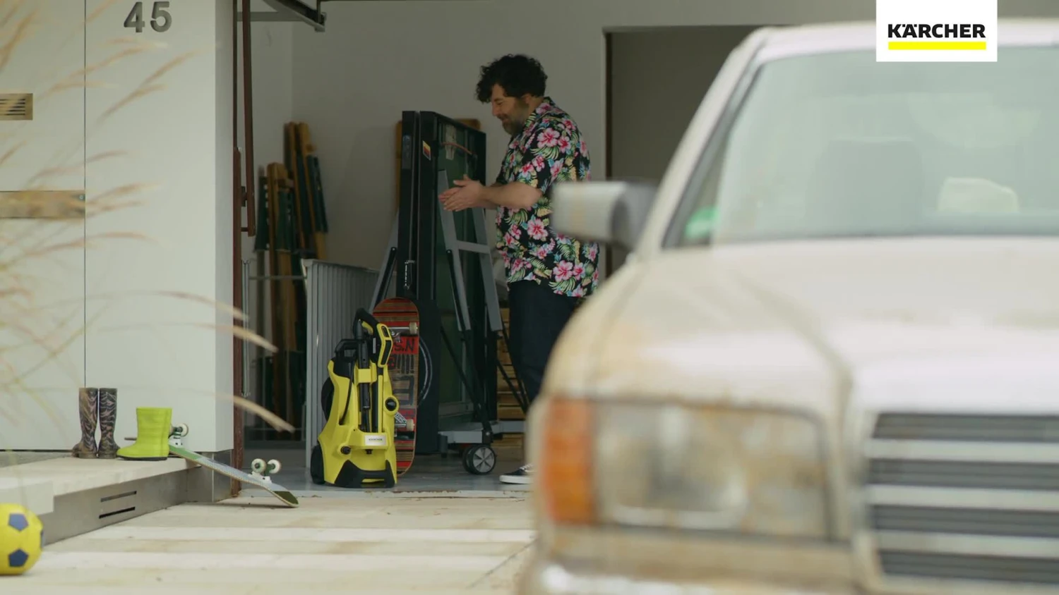 Kärcher K4 Power Control Corded Pressure Washer 1.8kW 13240320 4 Kärcher K4 Power Control Corded Pressure Washer 1.8kW 13240320 - Image 2