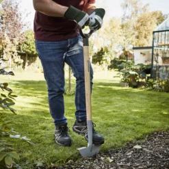 Magnusson Edging Iron -Gardens And Landscaping magnusson edging iron5059340086705 01i
