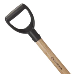 Magnusson Wooden Square D Handle Shovel -Gardens And Landscaping magnusson wooden square d handle shovel5059340086583 37c