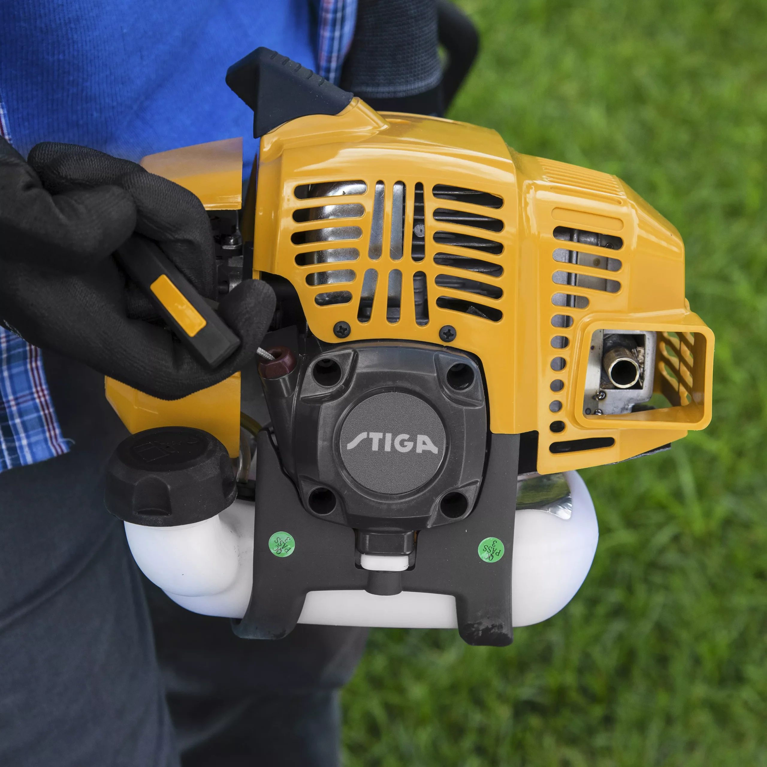 Stiga 380mm Petrol GT 330 A / 287110102/ST2 Grass Trimmer 9 Stiga 380mm Petrol GT 330 A / 287110102/ST2 Grass Trimmer - Image 7