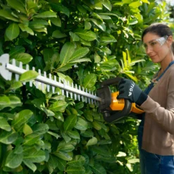 Stiga HT 500e / 278300008/ST3 48V 580mm Cordless Hedge Trimmer - BARE 13 Stiga HT 500e / 278300008/ST3 48V 580mm Cordless Hedge Trimmer - BARE -Gardens And Landscaping stiga ht 500e 278300008 st3 48v 580mm cordless hedge trimmer bare8008984854949 01i