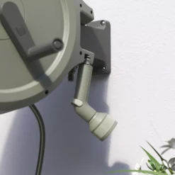 Verve Wall-mounted Manual Hose Reel Set (L)40m -Gardens And Landscaping verve wall mounted manual hose reel set l 40m5059340251004 02i